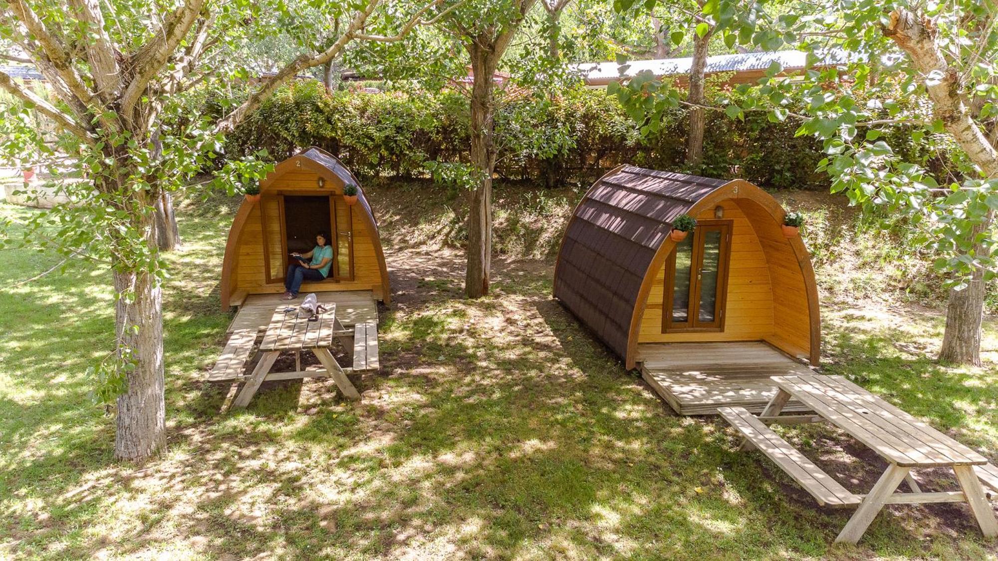 Bungalows - Camping El Solsones Solsona Exterior foto
